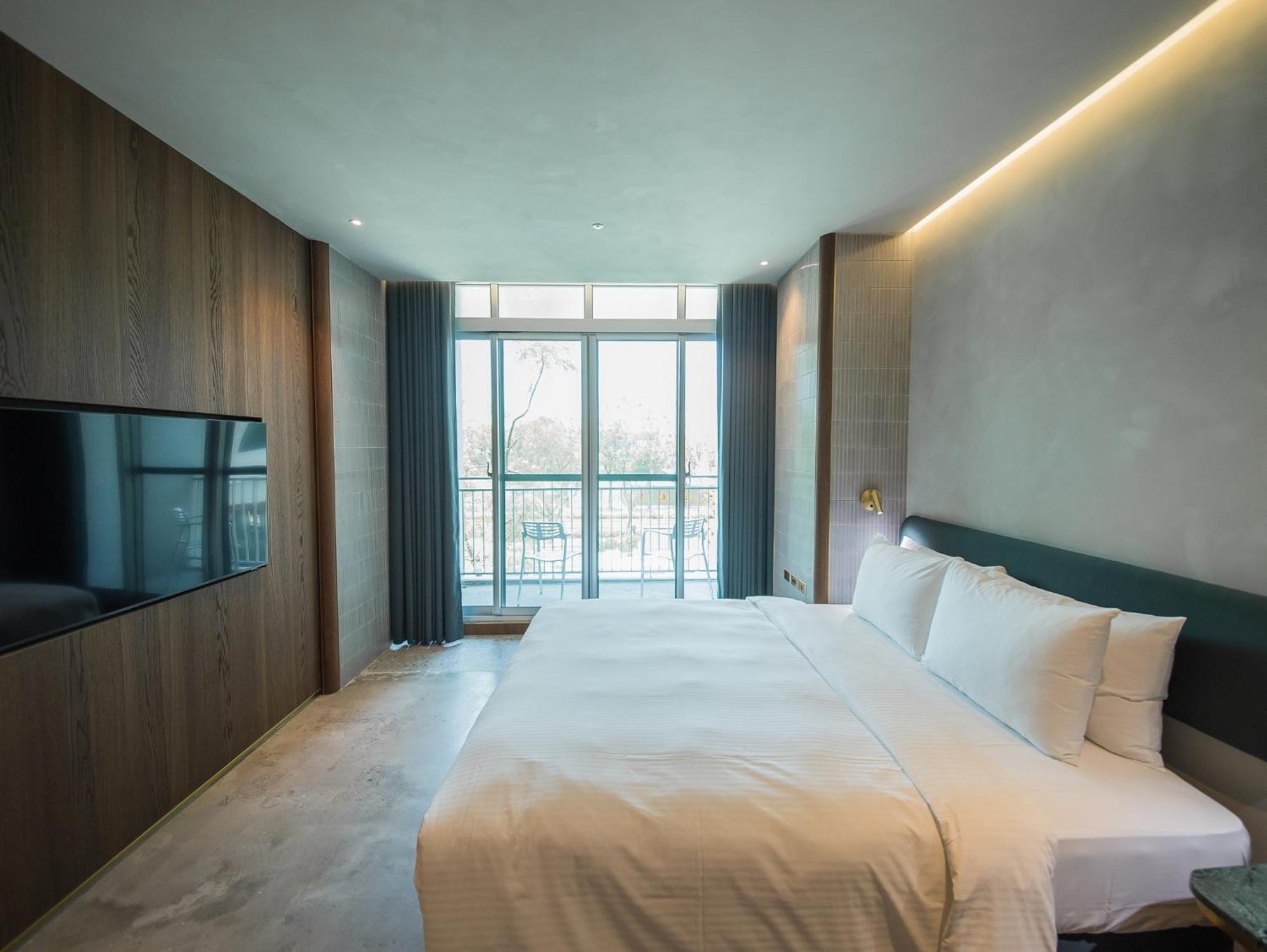 Papoa Harbor Hotel Kaohsiung Exterior photo