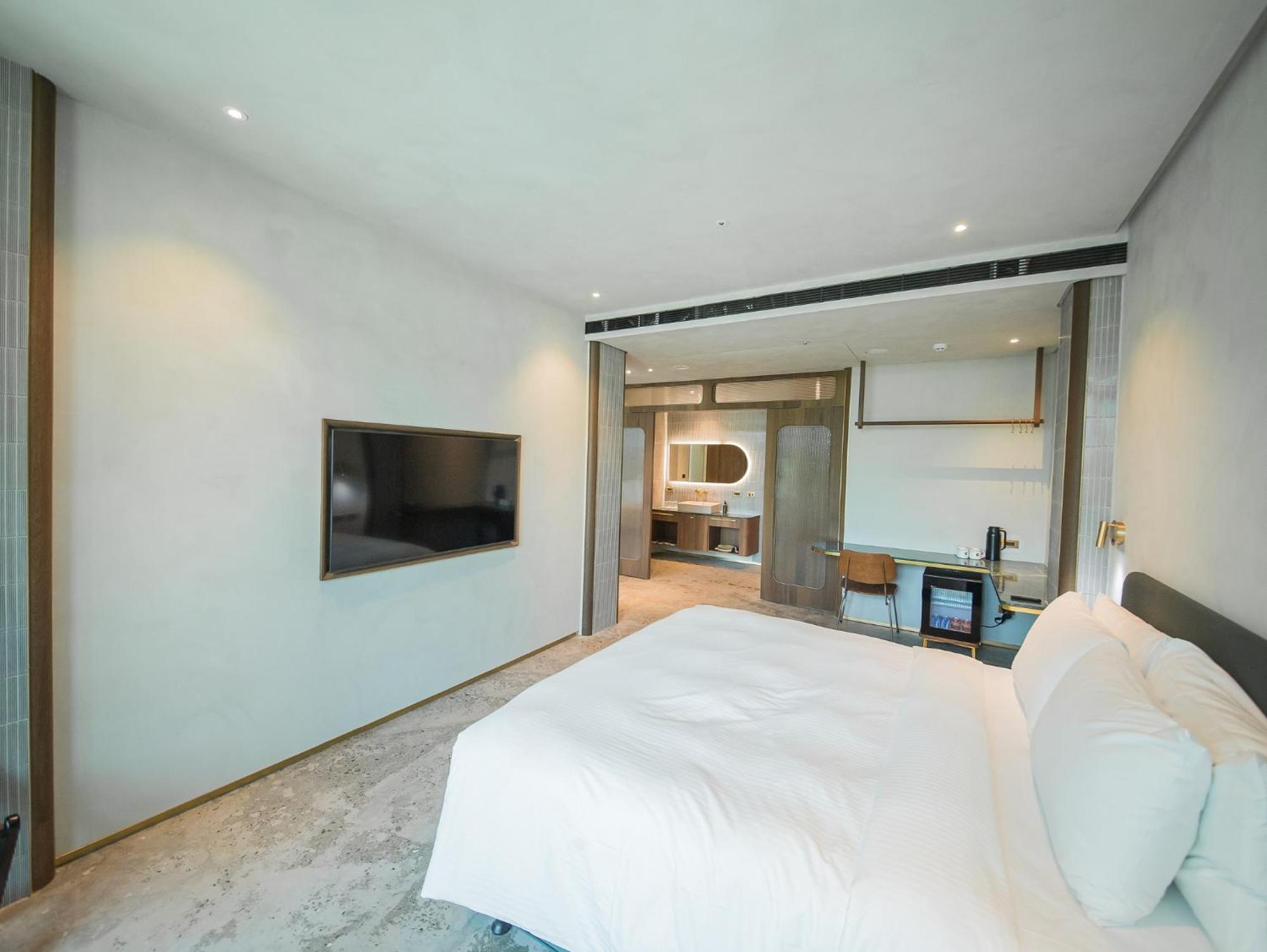 Papoa Harbor Hotel Kaohsiung Exterior photo